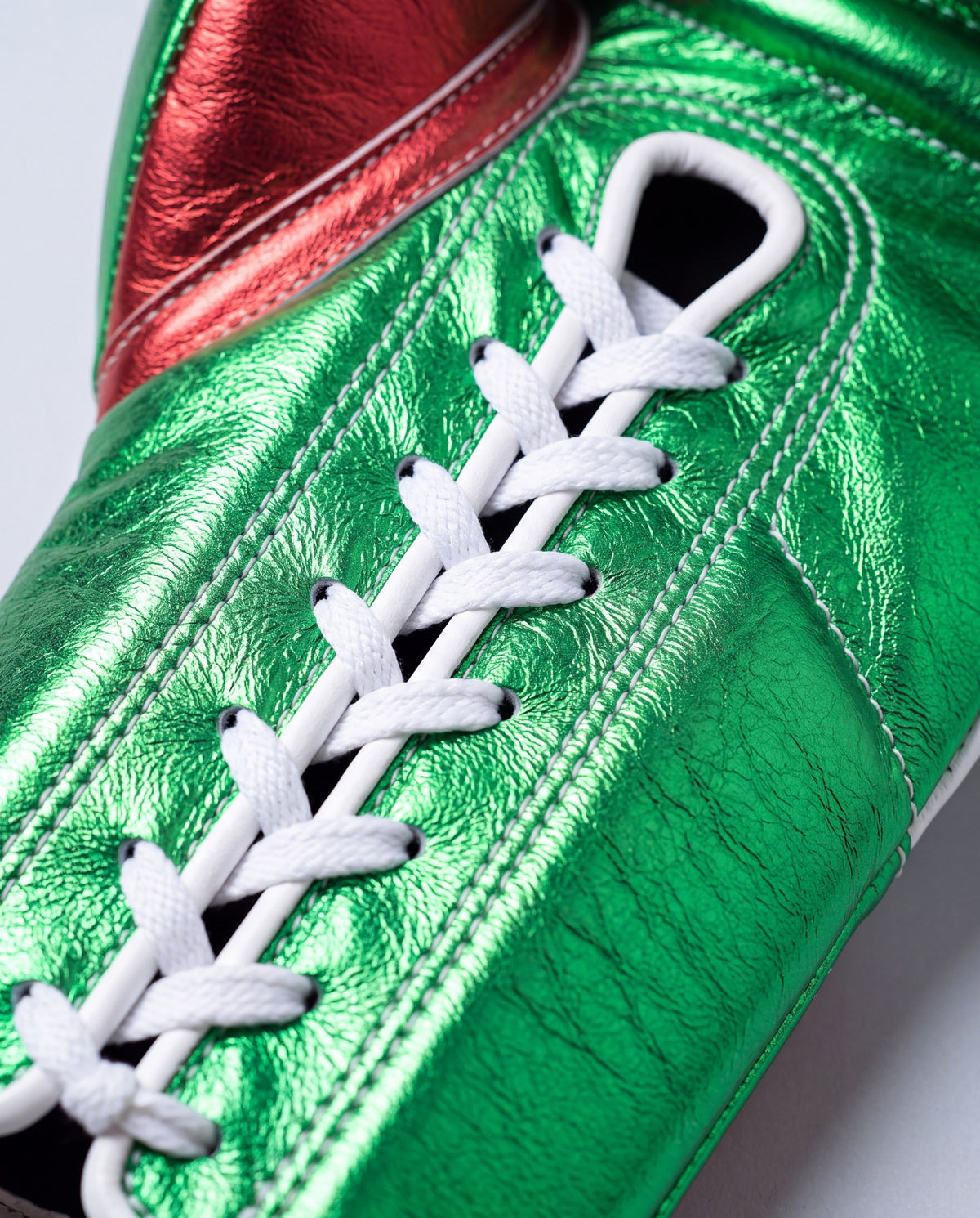 MX Tri-Color 10oz Pro Fight Gloves