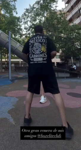 Classic BOXELITE Black T-Shirt photo review